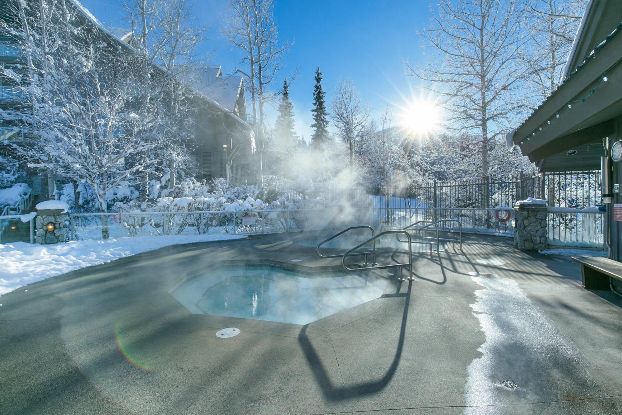 Apartamento The Aspens By Whistler Premier Exterior foto